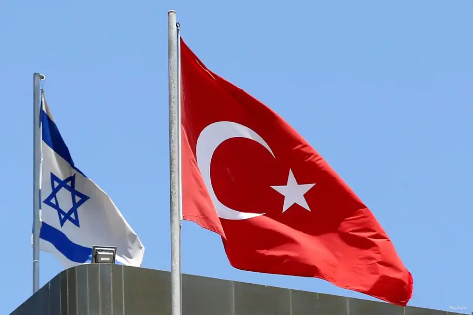 Pse Turqia nuk duhet të shkojë në luftë me Izraelin – ajo tashmë po fiton pa një të tillë